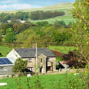 Bed & Breakfast Nutstile Farm